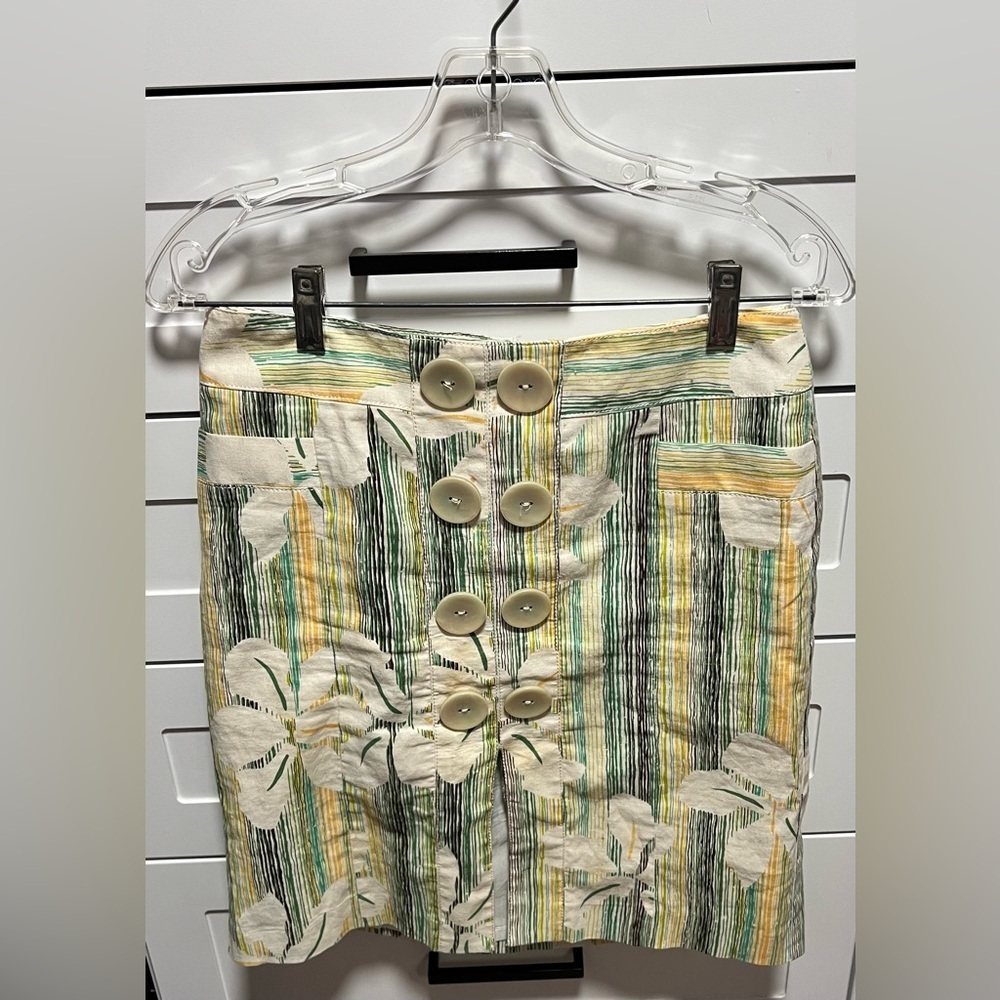 Floral Button-Front Mini Skirt in Green and Yellow by Parameter